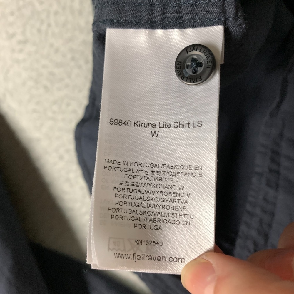 FjallRaven‎ Kiruna Lite Shirt Women's Small Navy Long Sleeve Popover Comfort Fit - Picture 5 of 9